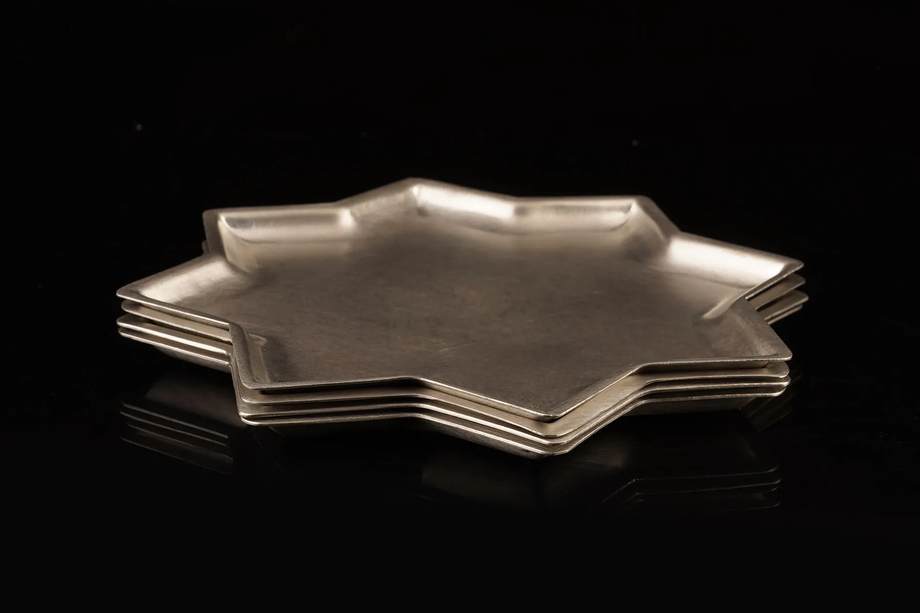 8 Point Star Plates - Set of 4 — image 6