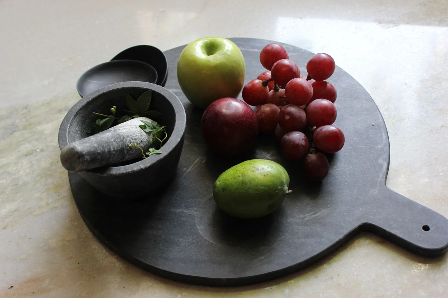 Black Marble Round Platter — image 1