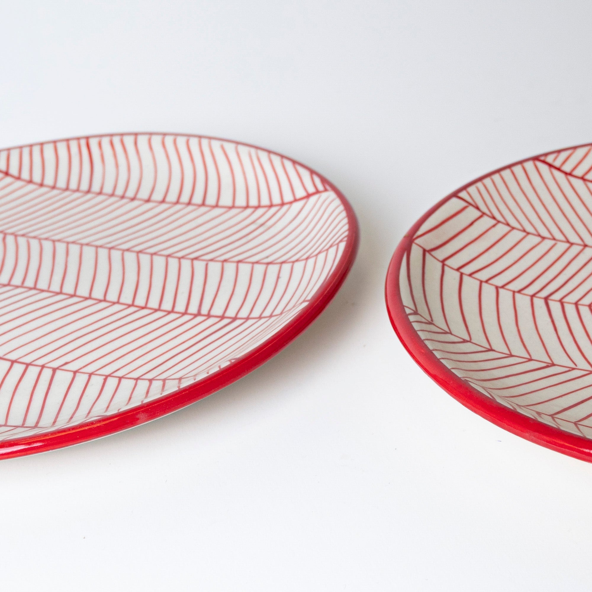 Crimson Lace Plate — image 4