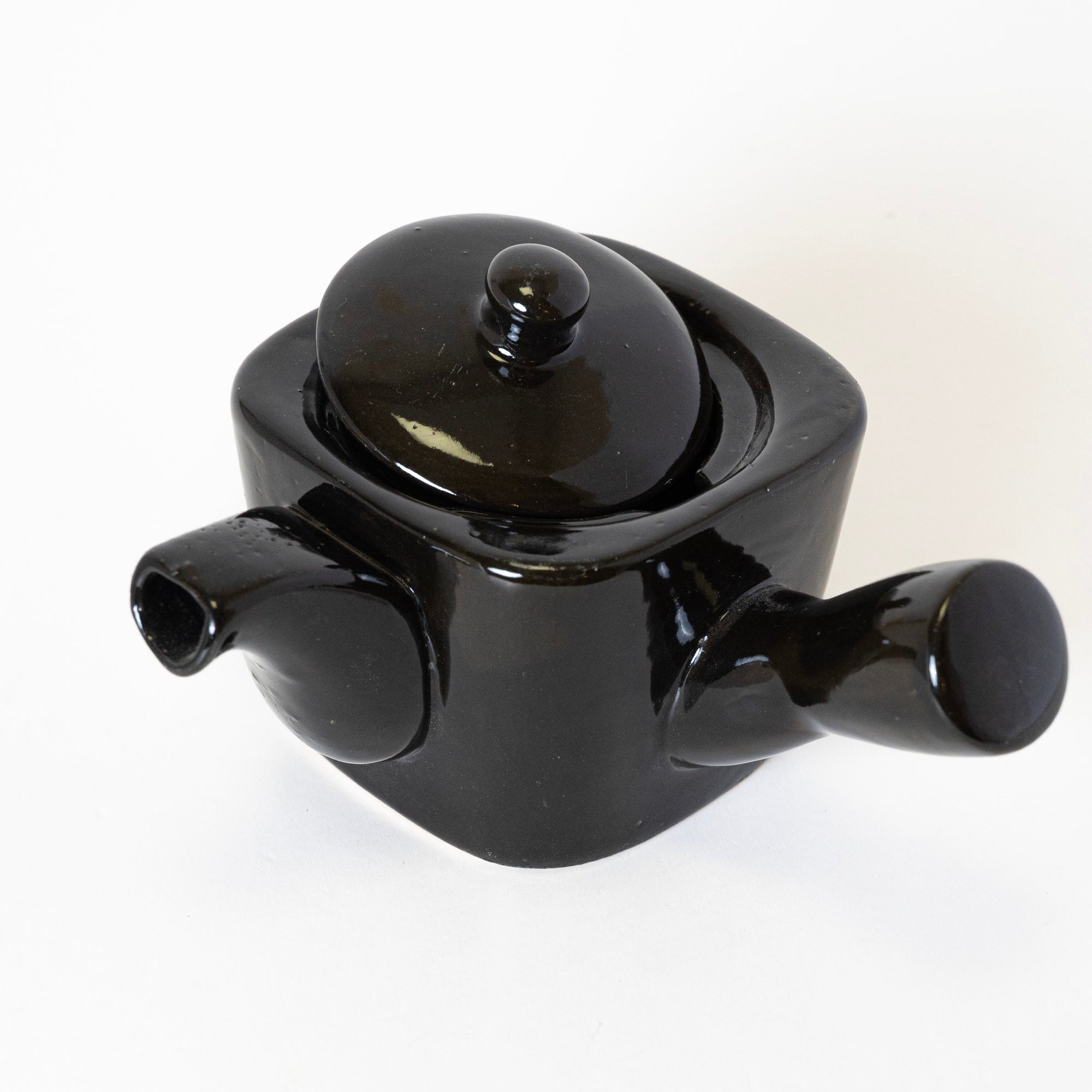 Ebony Elegance Kettle — image 1