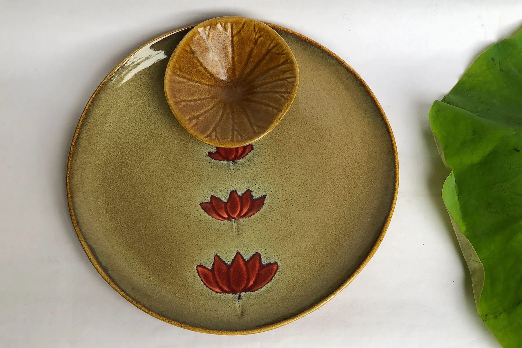 Lotus Etched Dip Plate — image 4