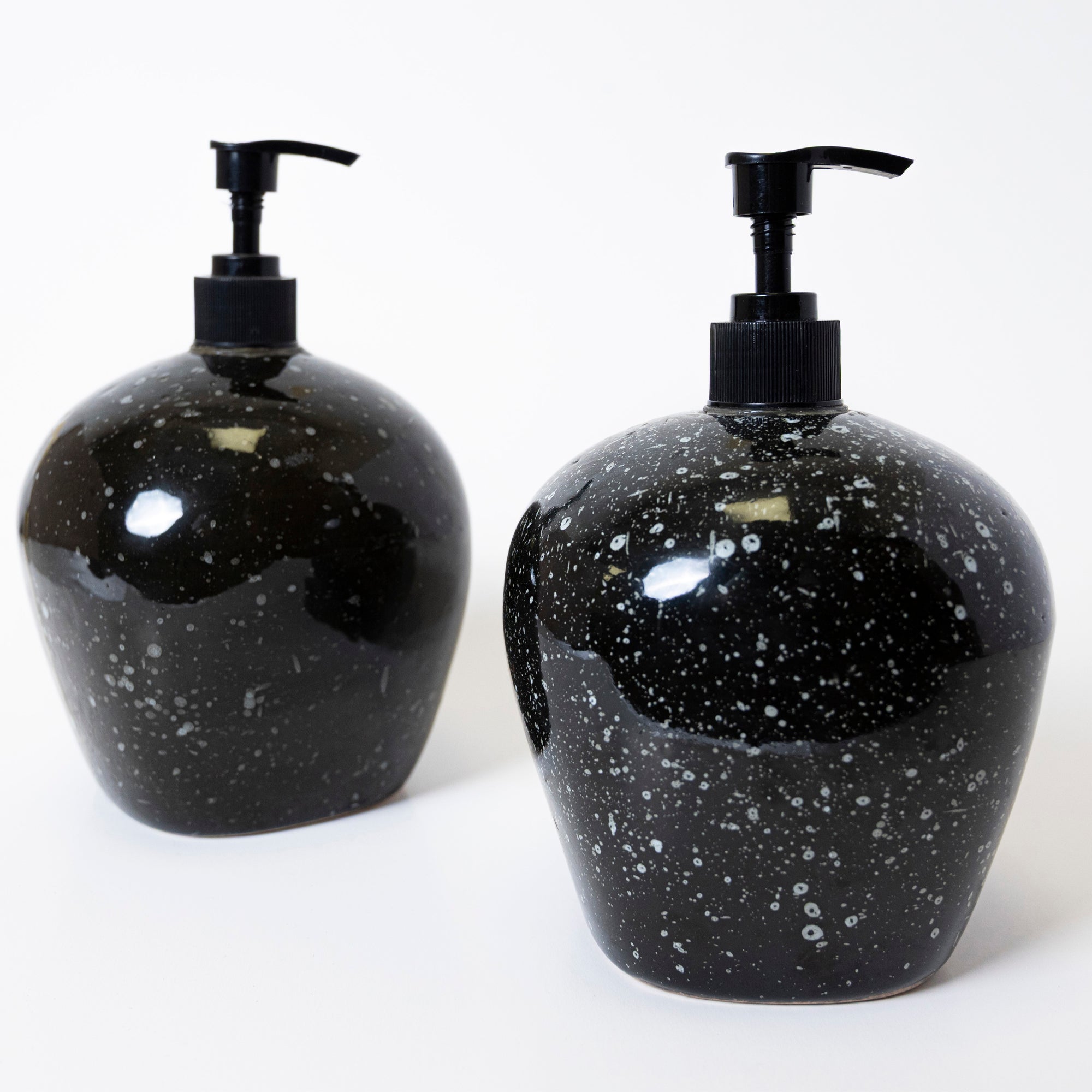 Midnight Onyx Dispenser
(Black Granite) — image 6