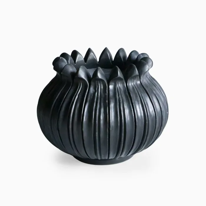 Midnight Vase — image 2
