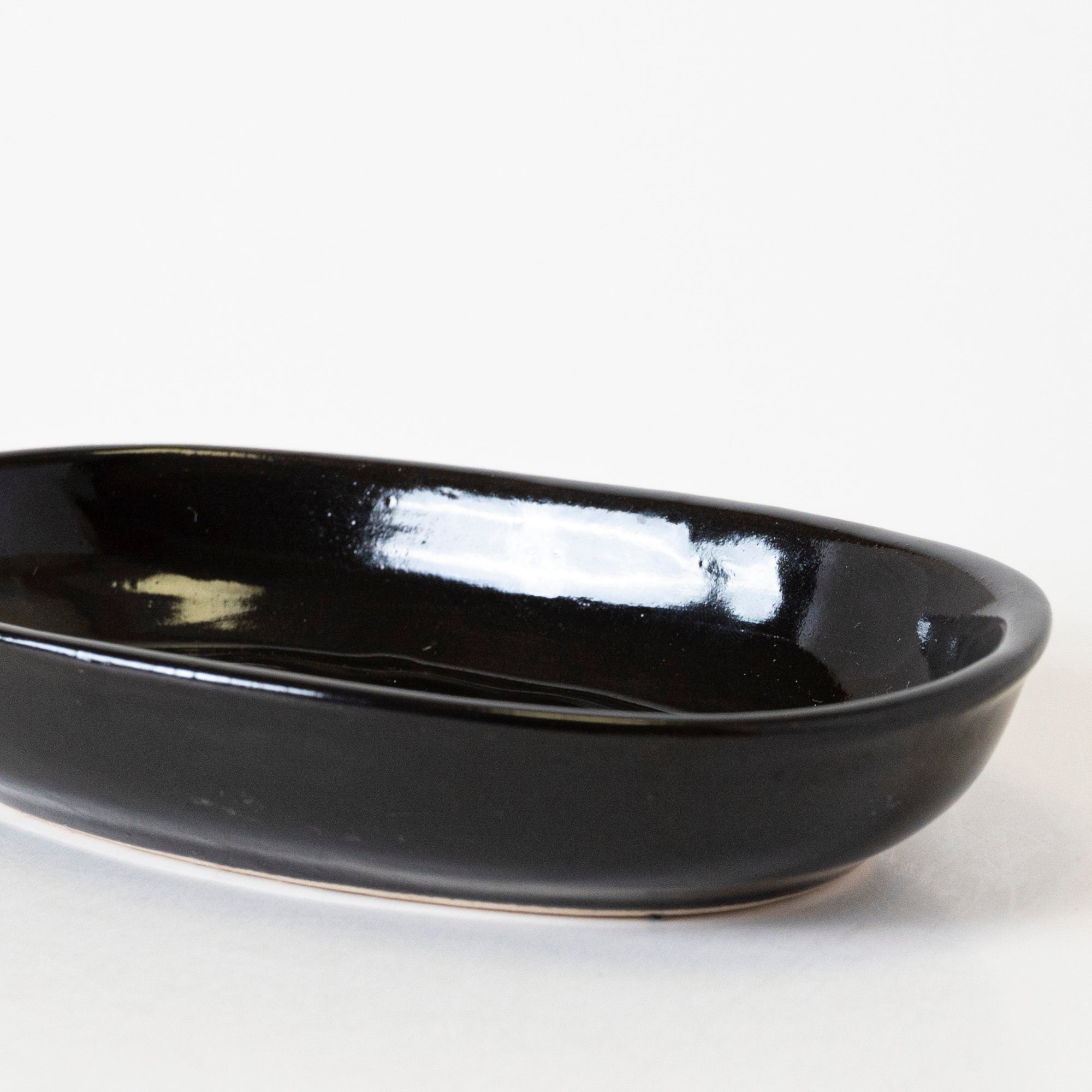 Monochrome Soap Dish — image 2