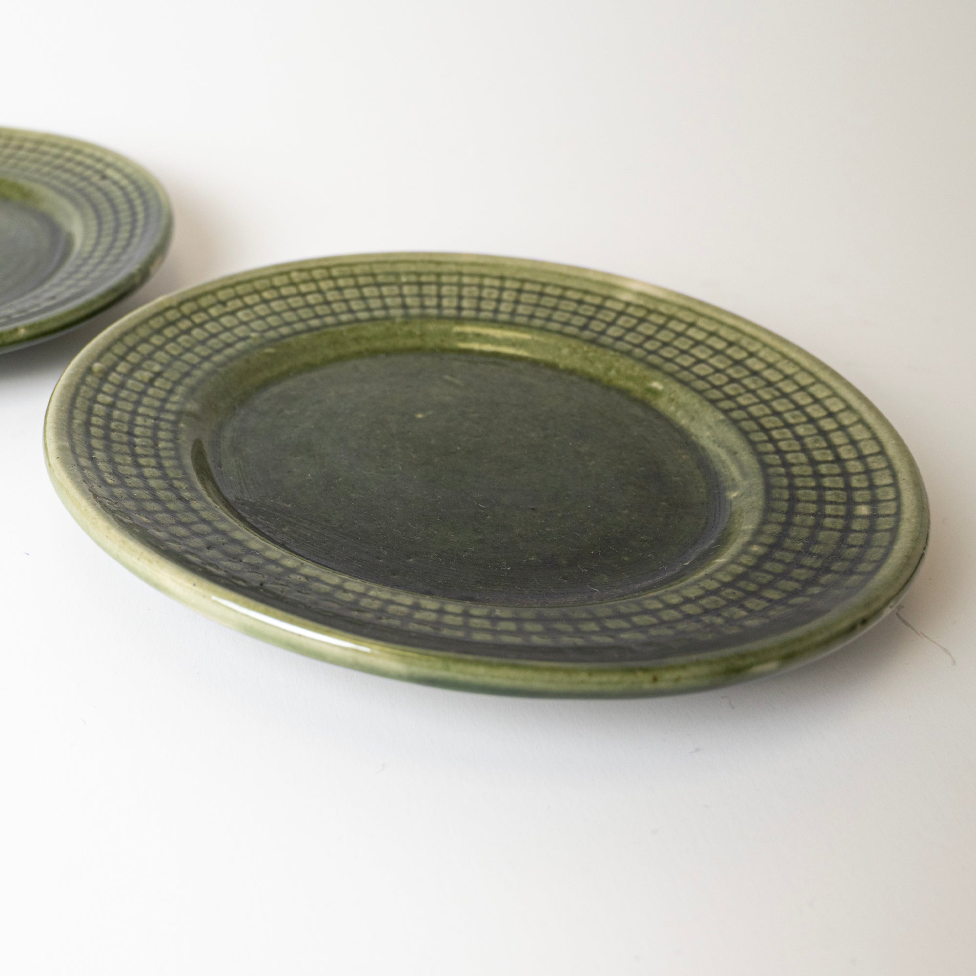 Patterned Calm Plate — image 7