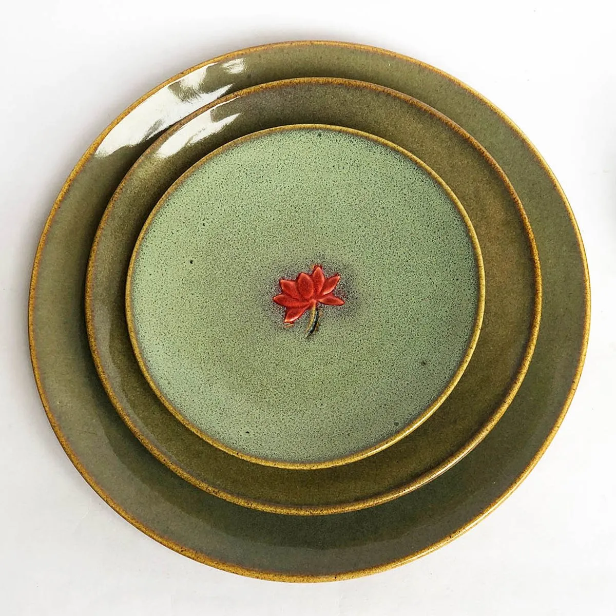 Round Lotus Etched Plate — image 7