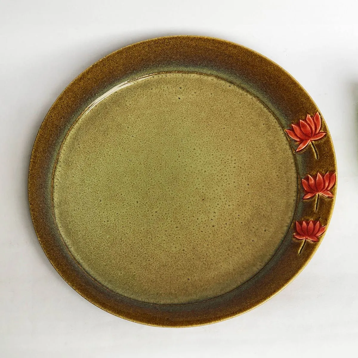 Round Lotus Etched Platter — image 4