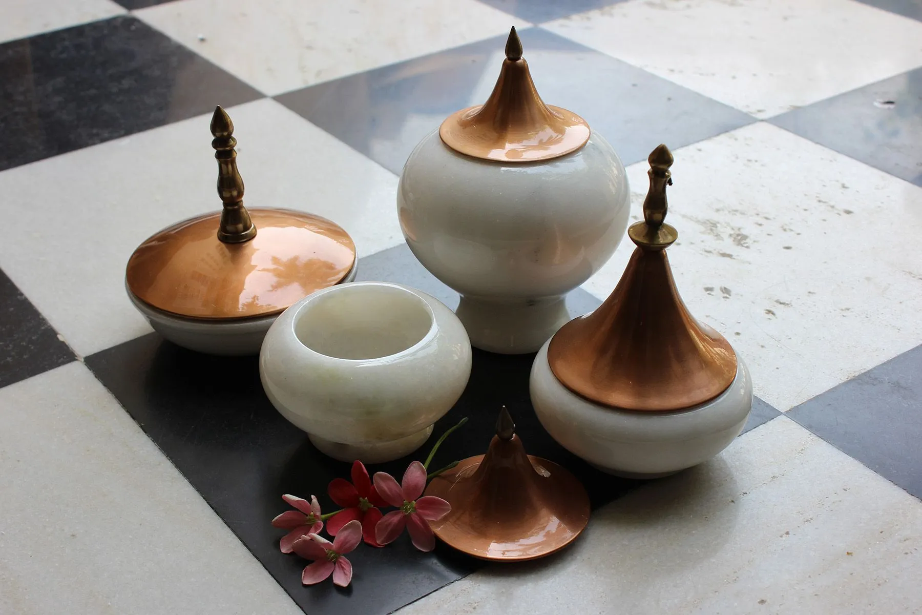 Spire Jar White — image 14