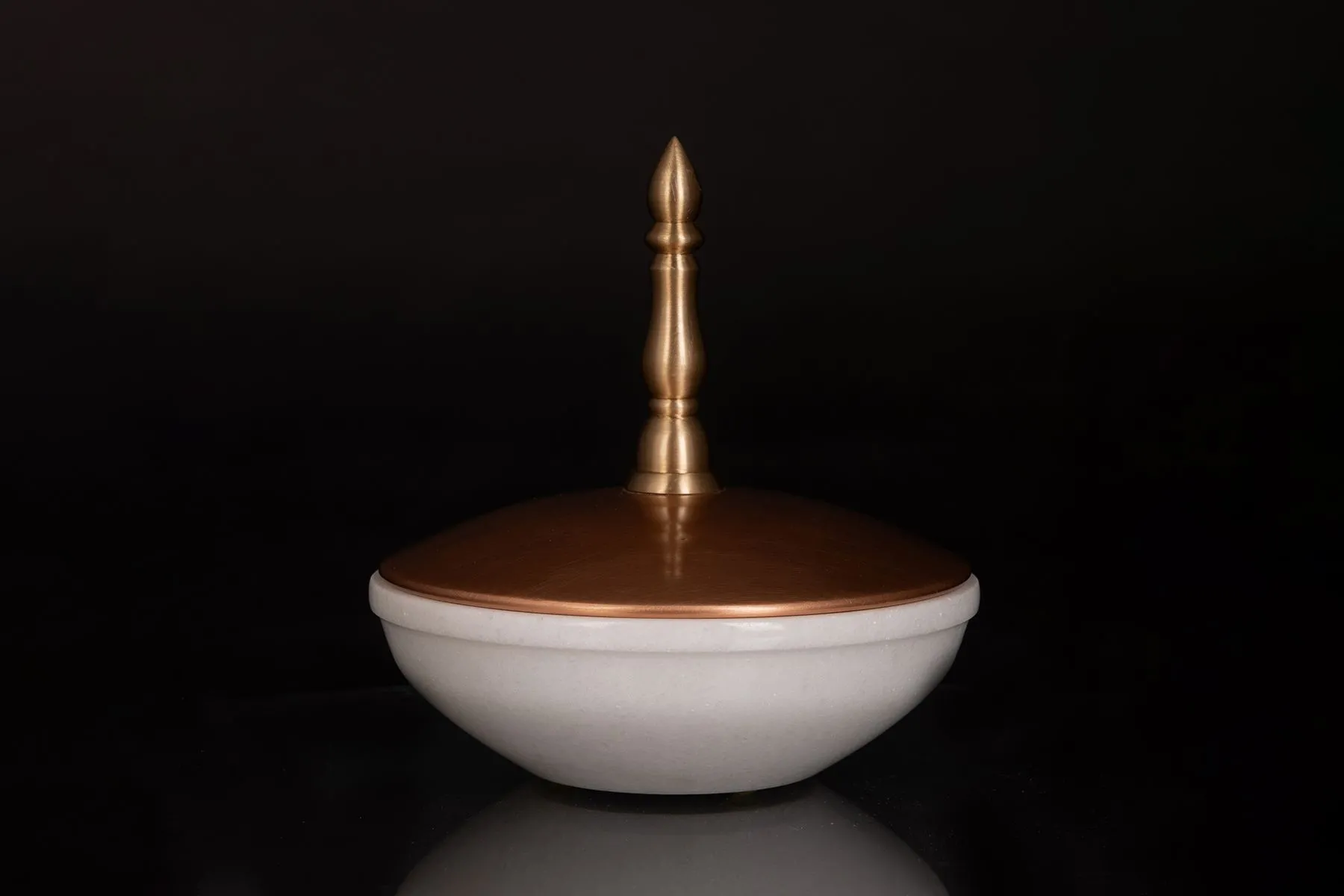 Spire Jar White — image 9