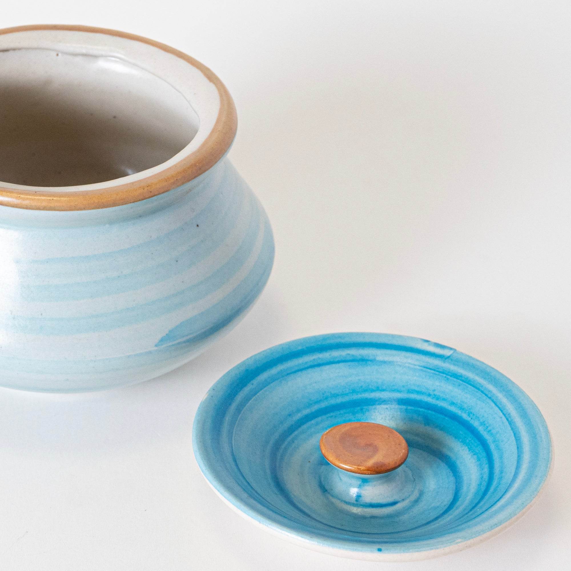 Turquoise Wave Handi — image 3