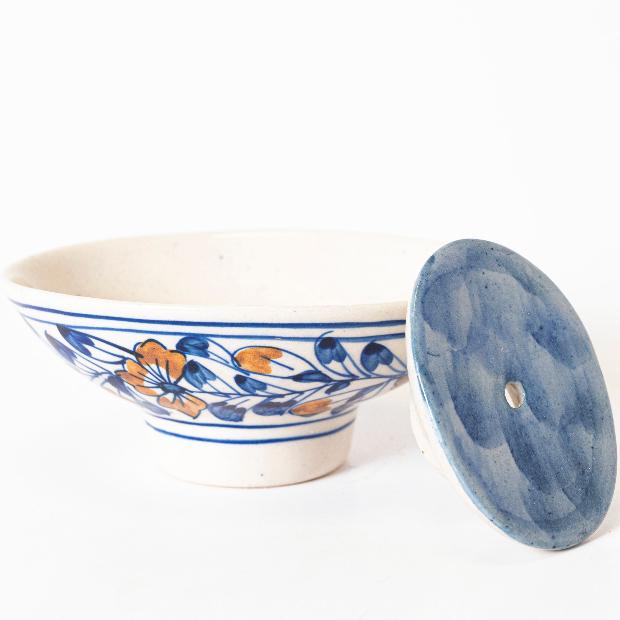 White Garden Soap Dish — image 6
