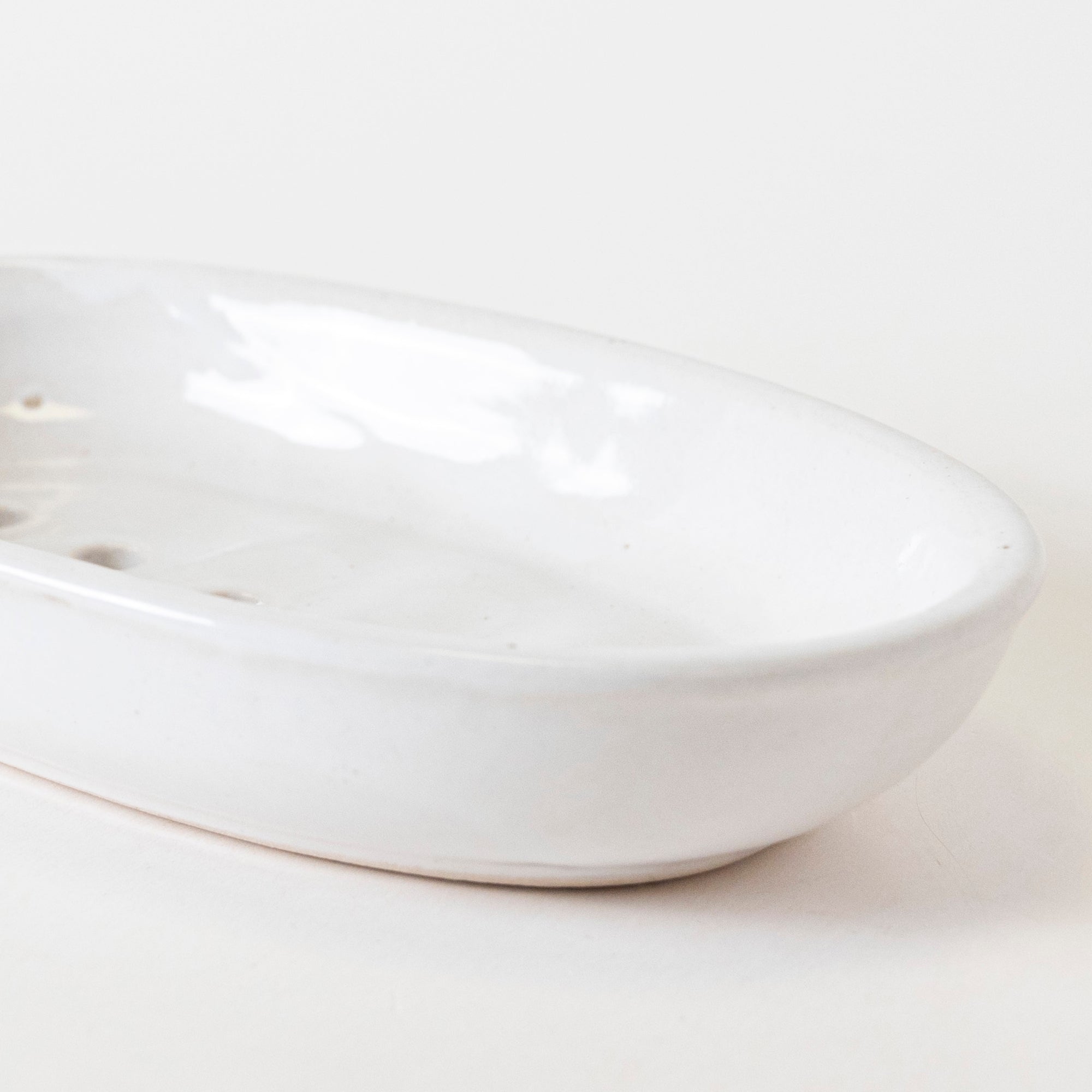 White Wave Soap Dish — image 5