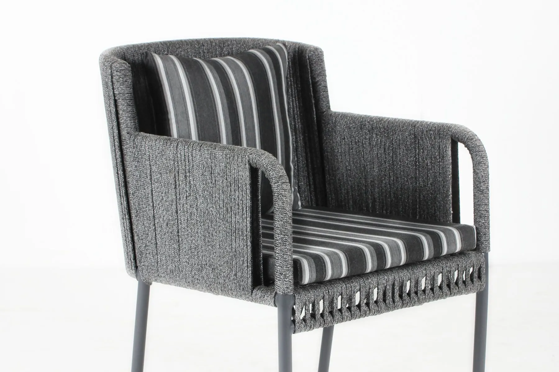 Alahambra Lounge Chair — image 8