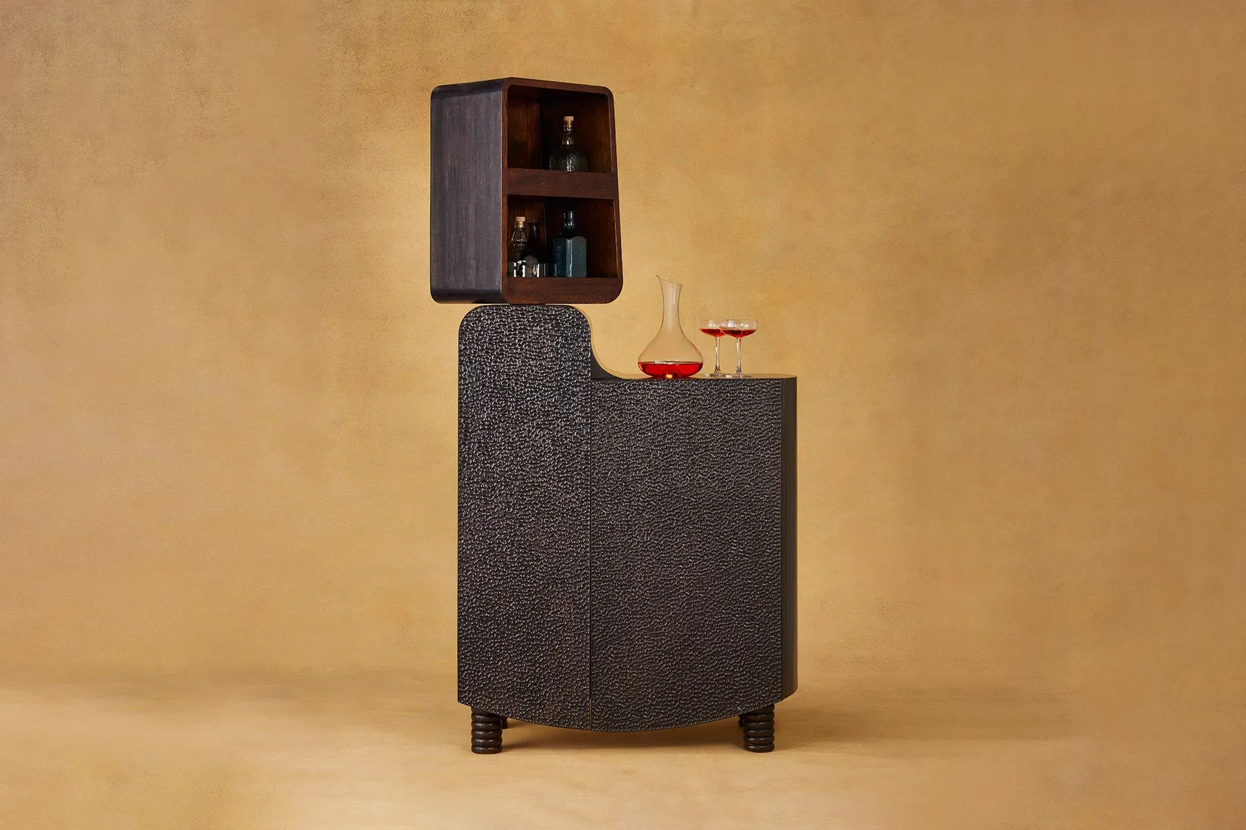 Alpaca Bar Cabinet — image 6