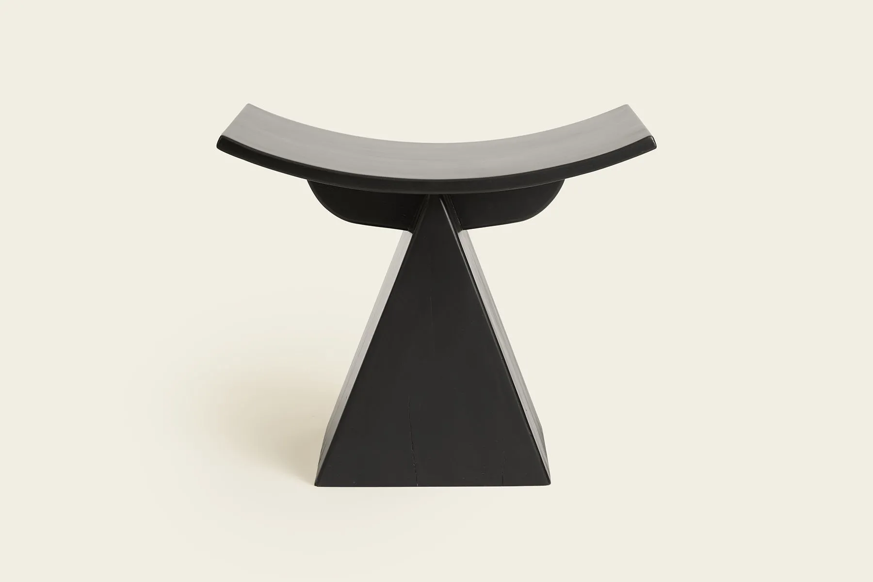 Arc Stool — image 1