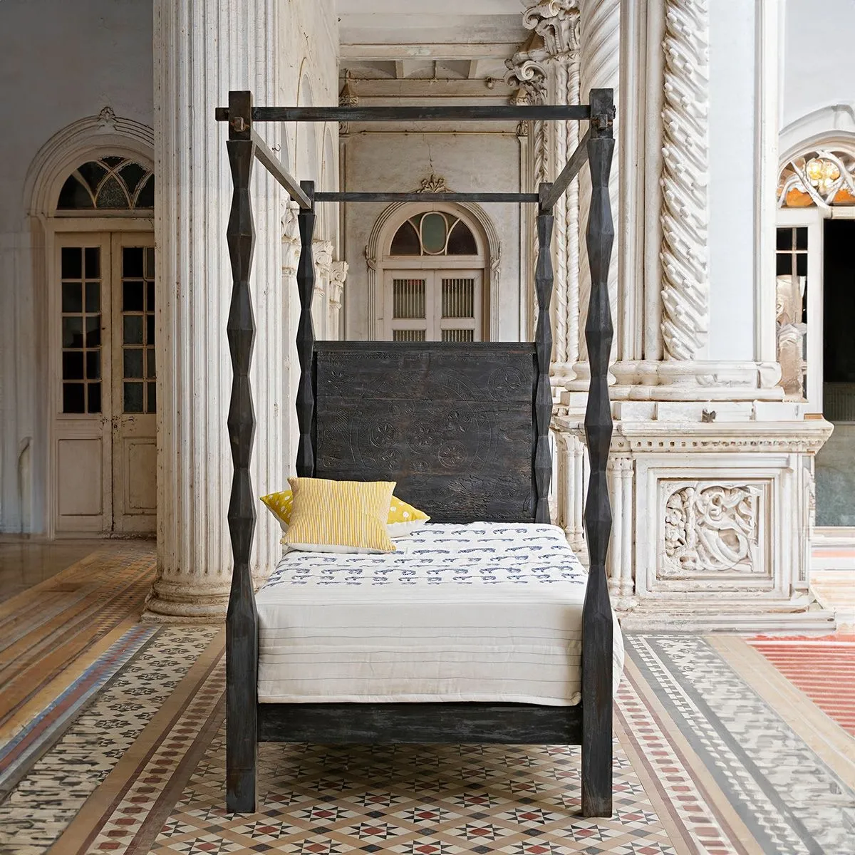 Bastar Four Poster Single Bed — image 3