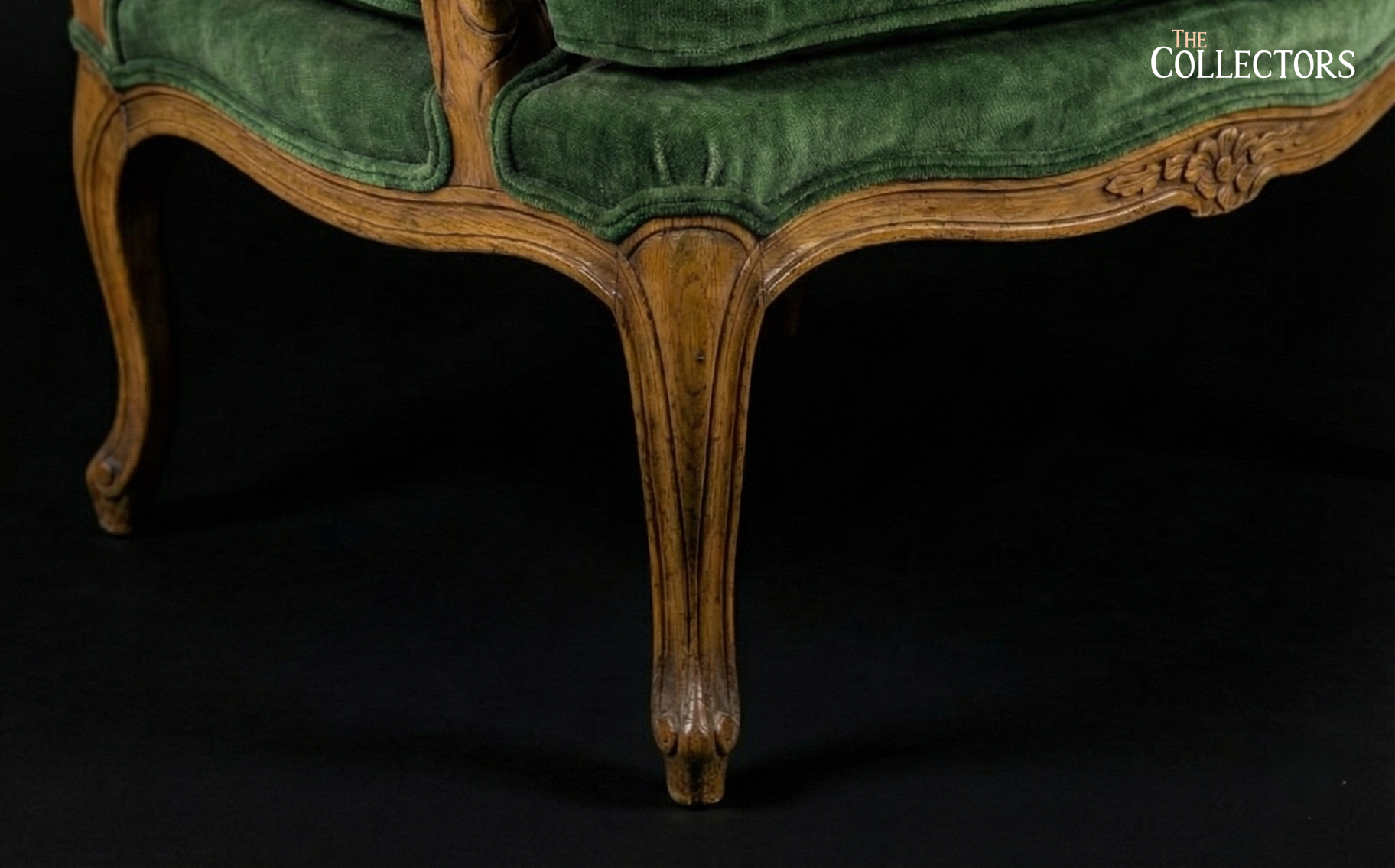 Château d’Émeraude – Emerald Velvet French Fauteuil — image 4
