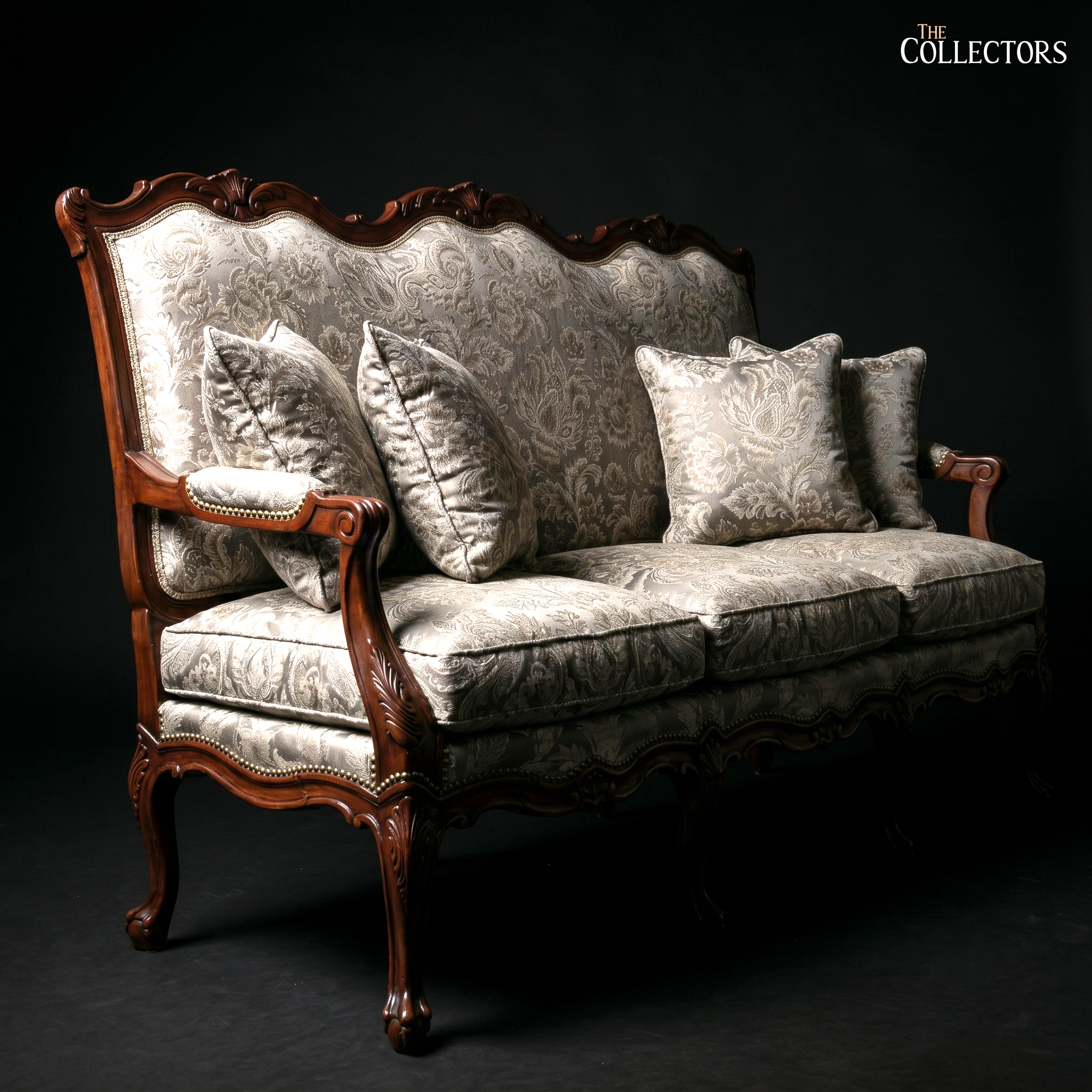 The Salon de Flore Louis XV Canapé — image 2
