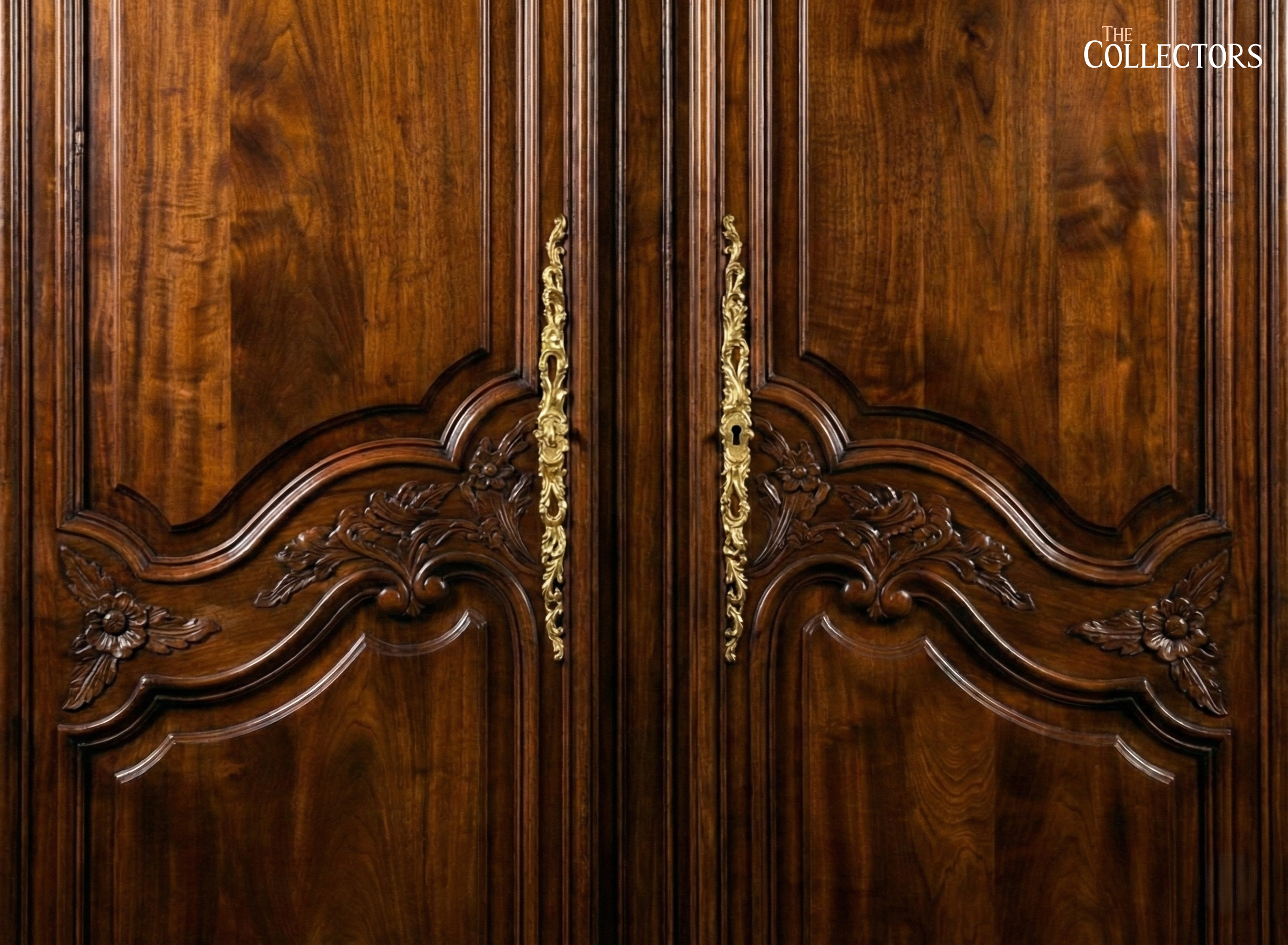The Château de Blois Beribboned Armoire — image 3