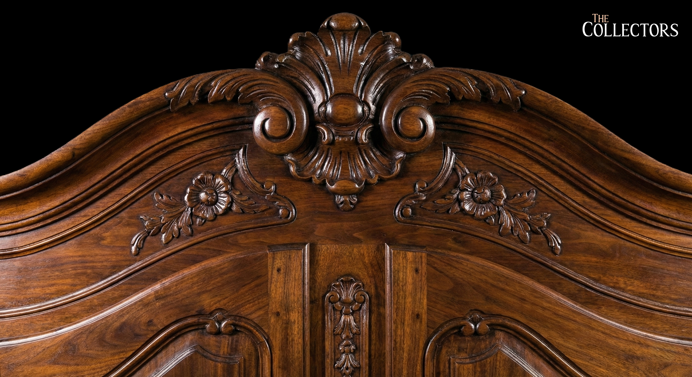 The Château de Blois Beribboned Armoire — image 4