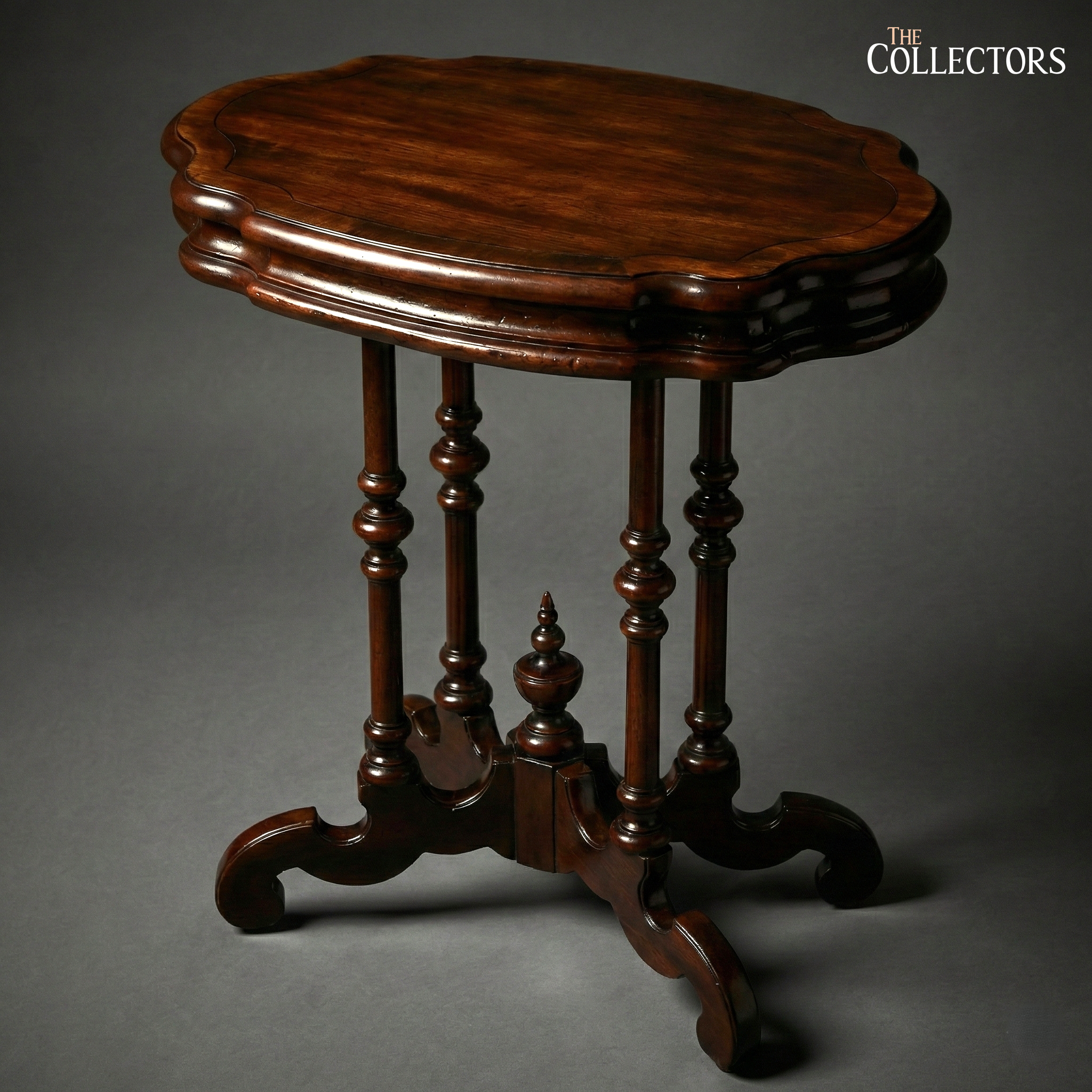 The English Victorian Scallop-Top Pedestal Table — image 5