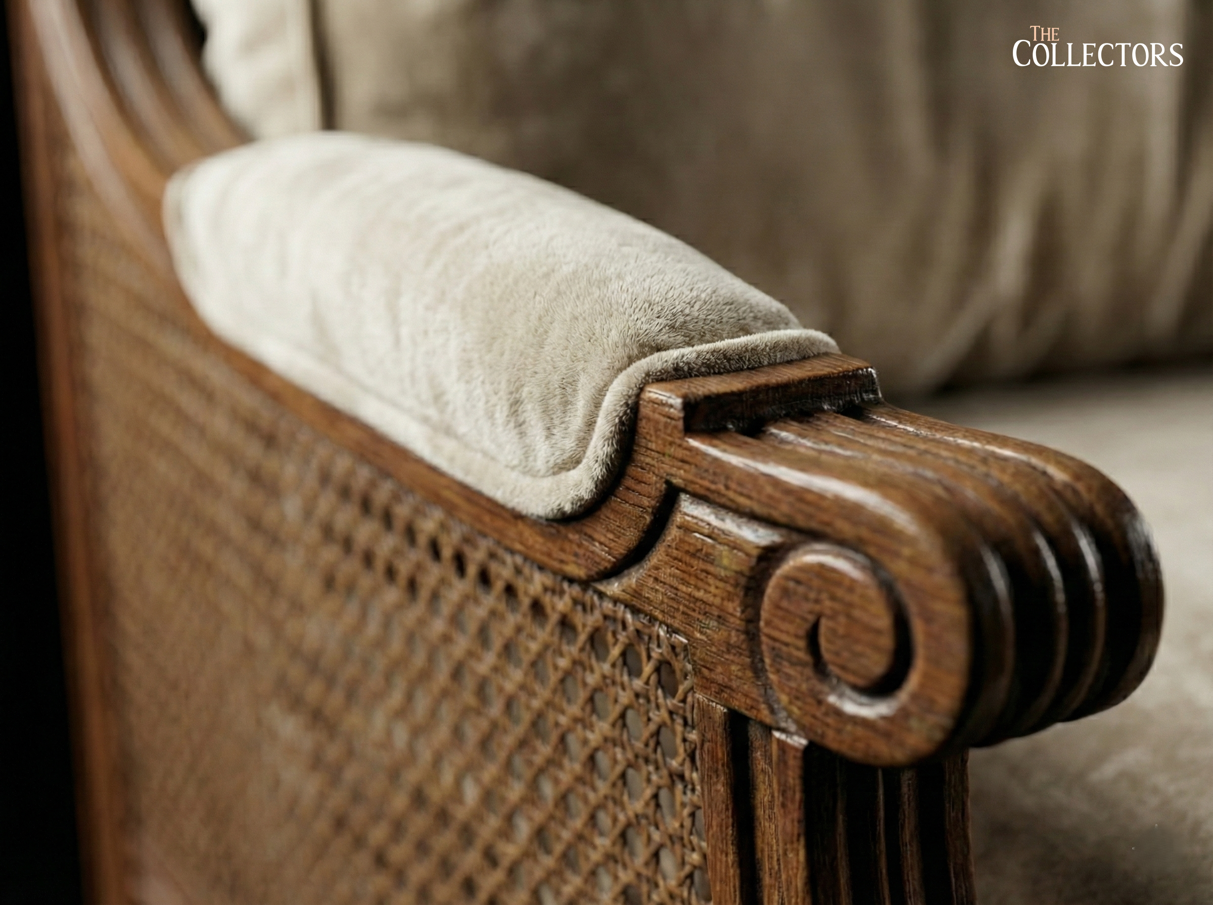 The La Rochelle Merchant’s Armchair — image 4