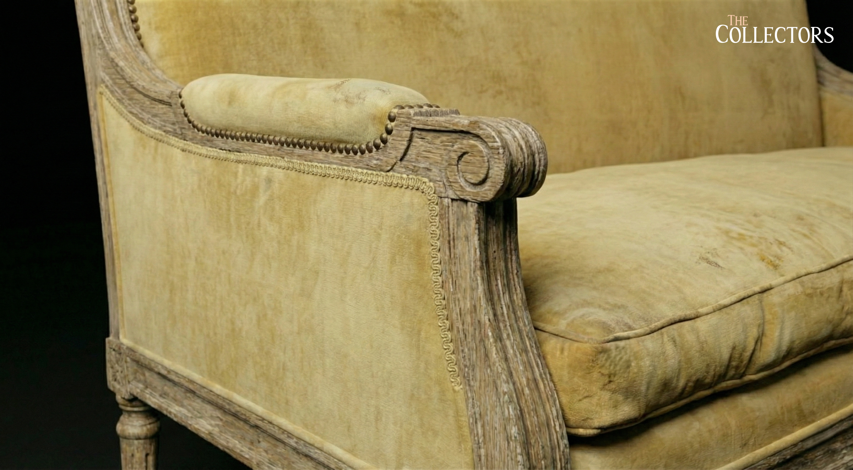The Rue de Rivoli Salon Ensemble — image 4