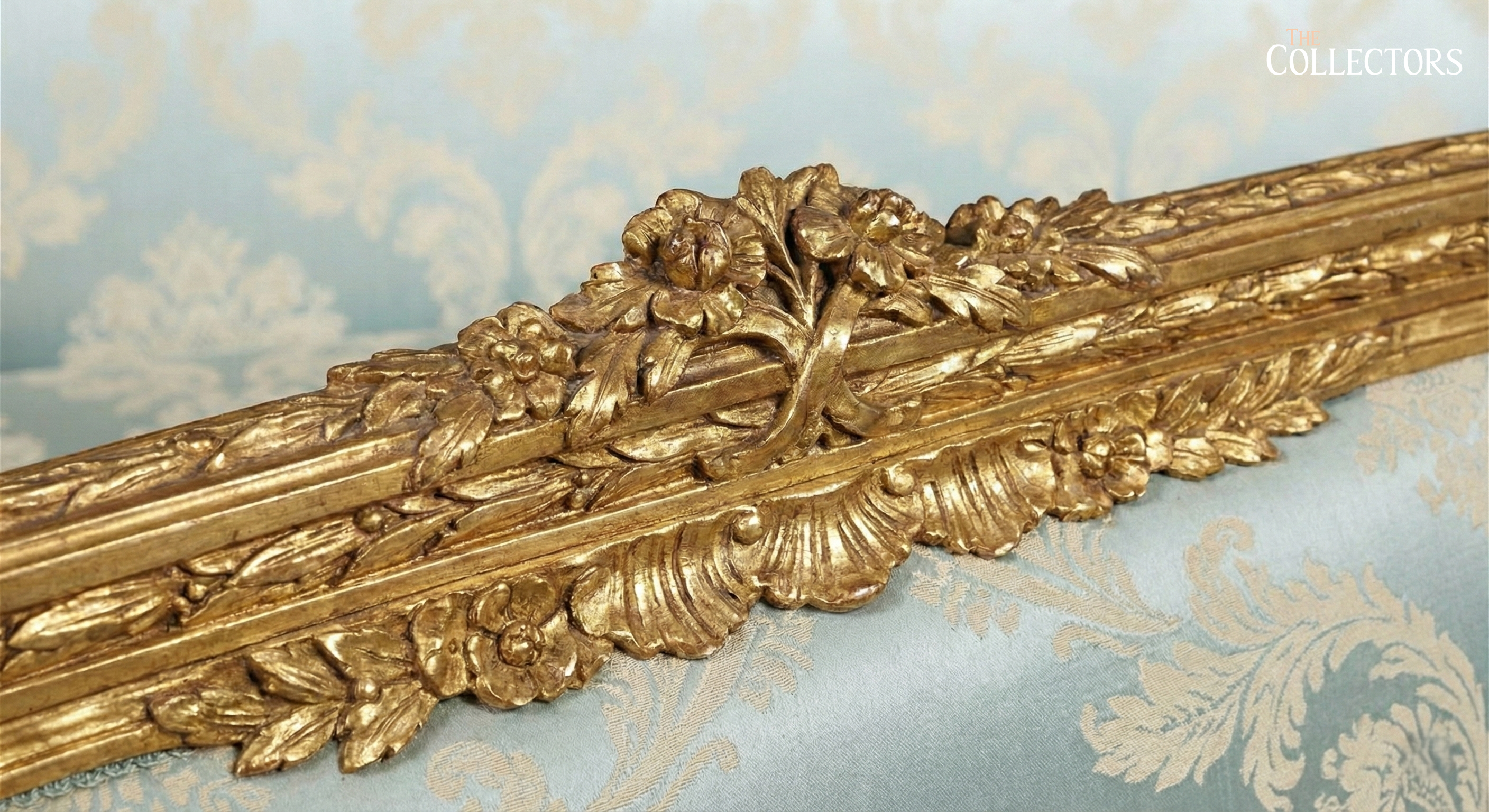 The Versailles Bleu Salon Ensemble — image 5