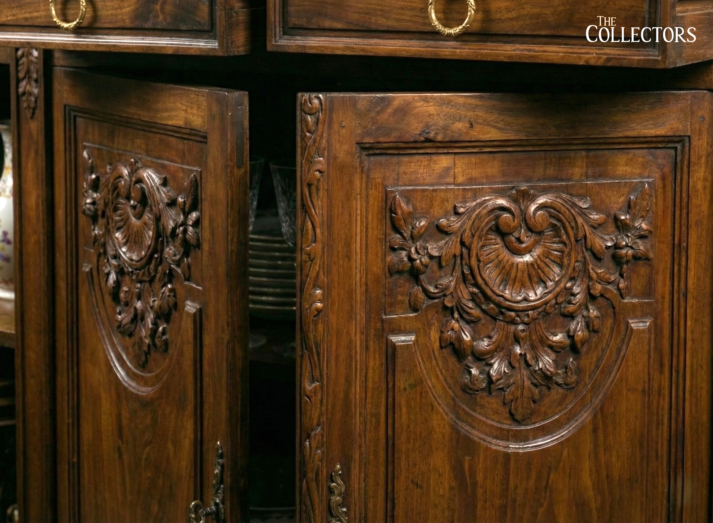 The Versailles Laurel-Shell Banquet Sideboard — image 5