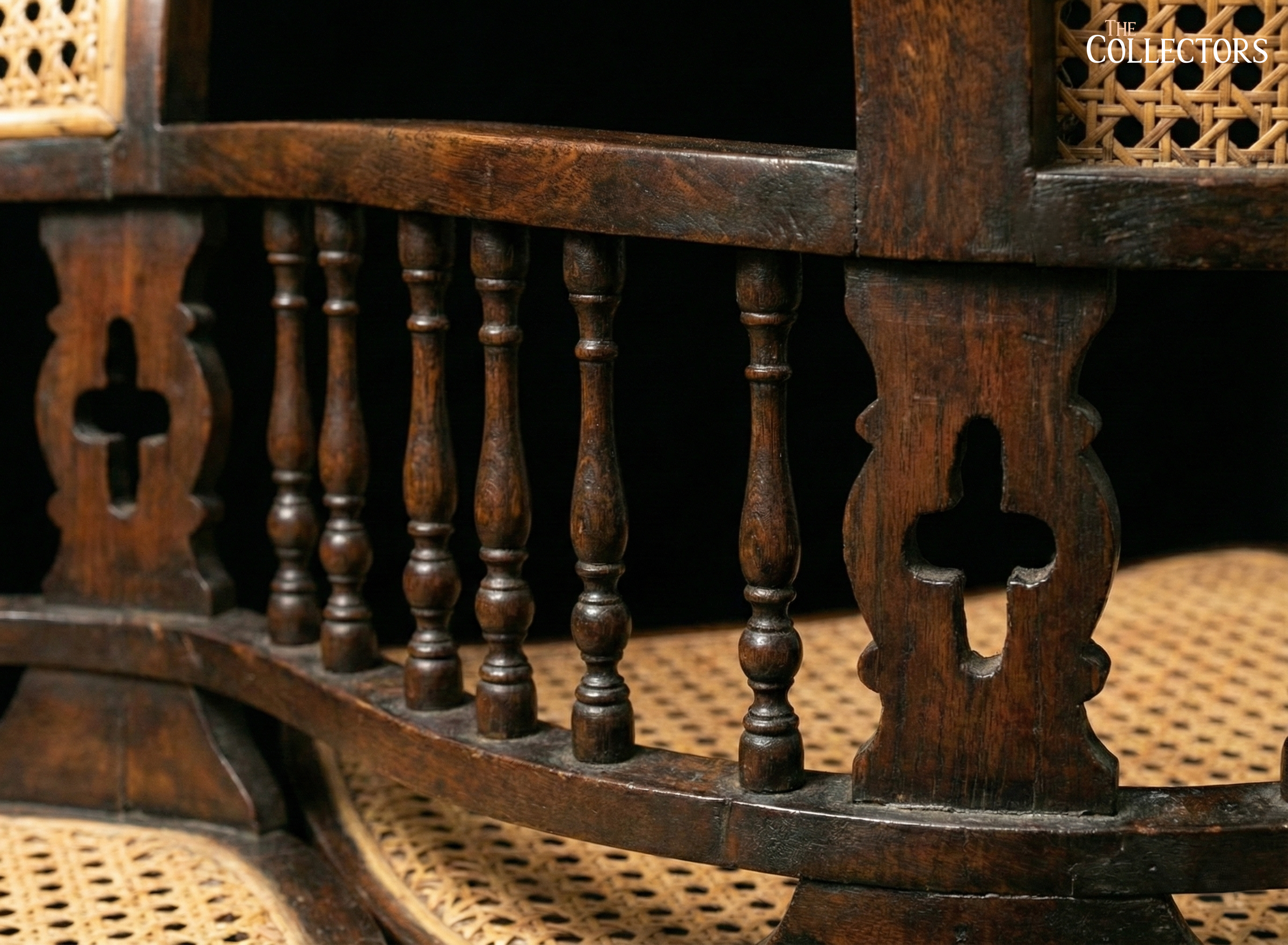 The Victorian Verandah Loveseat — image 2